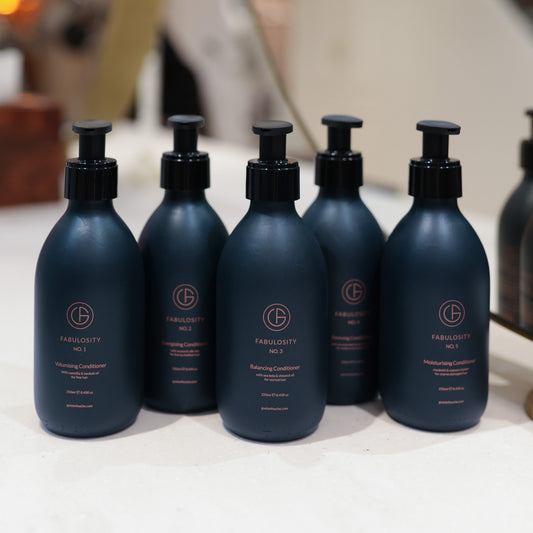 Are You Using the Right Shampoo? How to Tell If Your Hair Needs Moisture or Protein